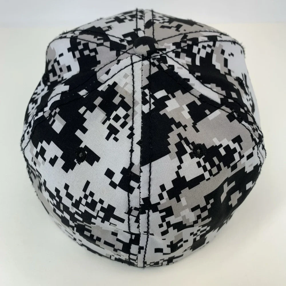 Blank Digital Camo Hat Black Gray Headgear Med Fitted 7 1/8 - 7 3/8 Baseball Cap